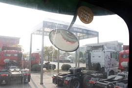 HOKA H7&nbsp;牵引车驾驶室                                               图片