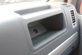 绿卡T&nbsp;载货车驾驶室                                               图片