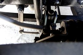 酷腾&nbsp;牵引车底盘                                                图片