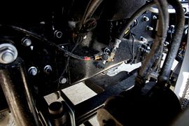 酷腾&nbsp;牵引车底盘                                                图片