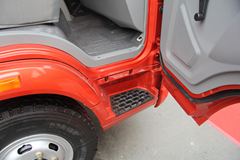 中国重汽HOWO 统帅中卡 168马力 4X2 4200轴距排半载货车底盘(ZZ1107G421CD1) 中国重汽HOWO 统帅中卡 168马力 4X2 4200轴距排半载货车底盘(ZZ1107G421CD1)