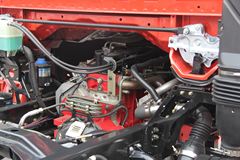 中国重汽HOWO 统帅中卡 168马力 4X2 4200轴距排半载货车底盘(ZZ1107G421CD1) 中国重汽HOWO 统帅中卡 168马力 4X2 4200轴距排半载货车底盘(ZZ1107G421CD1)