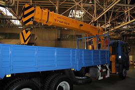 悍威J5M&nbsp;随车吊外观图片