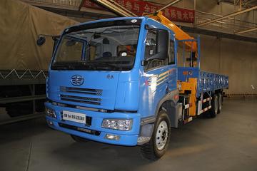 一汽解放 J5M 220马力 6X4 随车吊(CA1253P7K2L11T1A70E4)