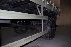 一汽解放 奥威J5P重卡 越野型 260马力 4X4 载货车(CA2151P2K2T5A70E4)