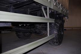 奥威J5P&nbsp;载货车外观                                                图片