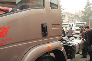 йHOWO ͳ˧ 160 5.2ػ(ZZ1127G421CD1)ͼƬ
