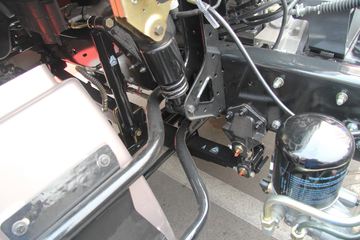 йHOWO ͳ˧ 160 5.2ػ(ZZ1127G421CD1)ͼƬ