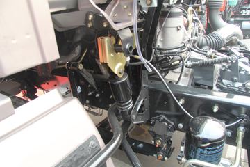 йHOWO ͳ˧ 160 5.2ػ(ZZ1127G421CD1)ͼƬ