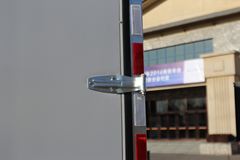 福田 奥铃捷运 116马力 CNG 3.735米排半厢式轻卡(BJ5049XXY-EC)