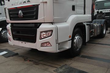 й ǵ¿SITRAK C7Hؿ 400 4X2ǣ(ZZ4186V361MD1B)ͼƬ