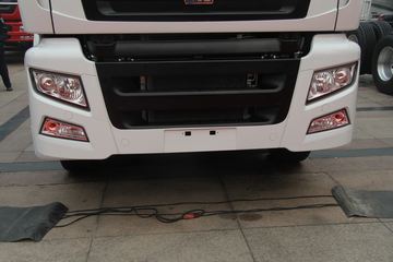 й ǵ¿SITRAK C7Hؿ 400 4X2ǣ(ZZ4186V361MD1B)ͼƬ