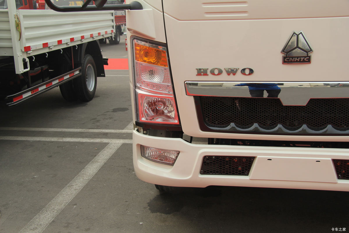йHOWO  110 3.2˫Ῠ(ZZ1047D3413D542)                                                