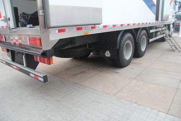 �й����� �ǵ¿�SITRAK C7H 280���� 8X4 ��س�ͼƬ