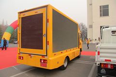 中国重汽HOWO 悍将 88马力 4.2米LED广告车轻卡 中国重汽HOWO 悍将 88马力 4.2米LED广告车轻卡