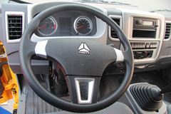 中国重汽HOWO 悍将 88马力 4.2米LED广告车轻卡 中国重汽HOWO 悍将 88马力 4.2米LED广告车轻卡