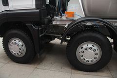 中国重汽 SITRAK C7H重卡 400马力 8X4 混凝土搅拌车(ZZ5316GJBV366MD1) 中国重汽 SITRAK C7H重卡 400马力 8X4 混凝土搅拌车(ZZ5316GJBV366MD1)