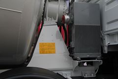 中国重汽 SITRAK C7H重卡 400马力 8X4 混凝土搅拌车(ZZ5316GJBV366MD1) 中国重汽 SITRAK C7H重卡 400马力 8X4 混凝土搅拌车(ZZ5316GJBV366MD1)