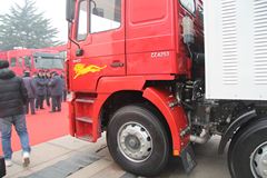 中国重汽 HOKA H7重卡 340马力 6X2牵引车(LNG)(ZZ4253N25C1E1L)