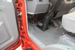 中国重汽HOWO 悍将 108马力 3.8米排半栏板轻卡(ZZ1047D3414D145)