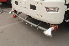中国重汽 HOWO 140马力 4X2 洒水车(绿叶牌)(ZZ1127G4715D1)