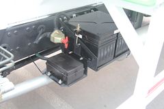 中国重汽 HOWO 140马力 4X2 洒水车(绿叶牌)(ZZ1127G4715D1)