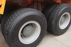中国重汽 金王子重卡 340马力 6X4 5.8米自卸车(ZZ3251N3841D1)