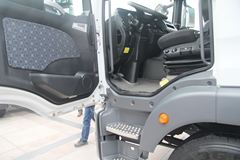 中国重汽 汕德卡SITRAK C5H中卡 180马力 4X2 6.1米厢式载货车(ZZ5126XYZH451GD1) 中国重汽 汕德卡SITRAK C5H中卡 180马力 4X2 6.1米厢式载货车(ZZ5126XYZH451GD1)