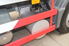 中国重汽 汕德卡SITRAK C5H中卡 180马力 4X2 6.1米厢式载货车(ZZ5126XYZH451GD1) 中国重汽 汕德卡SITRAK C5H中卡 180马力 4X2 6.1米厢式载货车(ZZ5126XYZH451GD1)