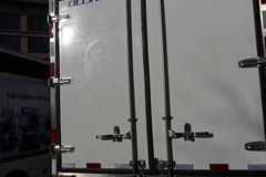 福田 奥铃捷运 100马力 4X2 冷藏车(BJ5041V8BEA-KS1)