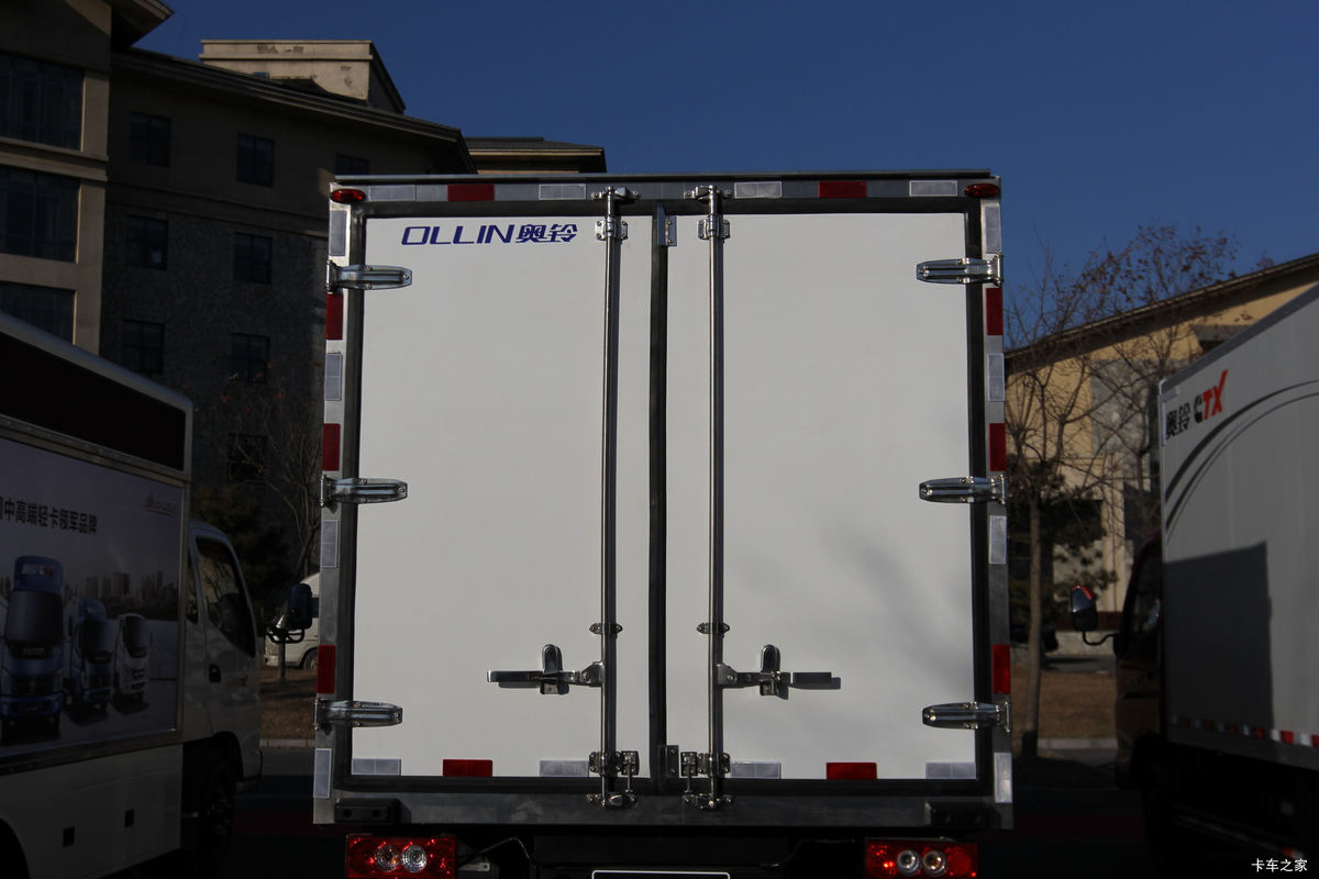   100 4X2 س(BJ5041V8BEA-KS1)װ