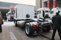 中国重汽 HOWO T5G重卡 290马力 4X2牵引车(LNG)(ZZ4187M421GE1LB)