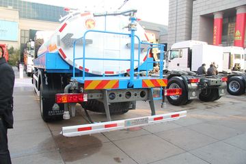 HOWO T5G&nbsp;洒水车/喷洒车外观图片