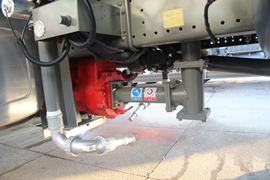 HOWO T5G&nbsp;洒水车/喷洒车底盘图片