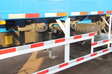 �й����� HOWO T5G 180���� 4X2 ��ˮ��ͼƬ