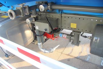 �й����� HOWO T5G 180���� 4X2 ��ˮ��ͼƬ