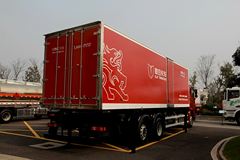联合卡车 U270重卡 270马力 6X2 9.6米可交换箱体式载货车(SQR1251D5T2-E)