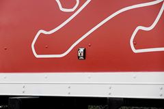 联合卡车 U270重卡 270马力 6X2 9.6米可交换箱体式载货车(SQR1251D5T2-E)