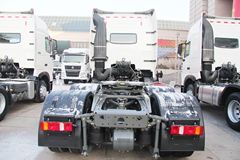 中国重汽 HOWO T7H重卡 440马力 6X4牵引车(ZZ4257V324HD1)