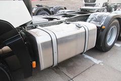 中国重汽 HOWO T7H重卡 440马力 6X4牵引车(ZZ4257V324HD1)