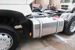 中国重汽 HOWO T7H重卡 440马力 6X4牵引车(ZZ4257V324HD1)