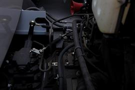 欧曼雄狮&nbsp;洒水车/喷洒车底盘图片