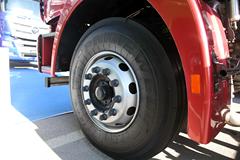 福田 欧曼ETX 5系重卡 336马力 6X2 LNG牵引车(BJ4252SNFCB-XA)