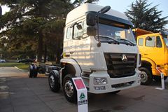 中国重汽 豪瀚J5G重卡 206马力 6X2载货车底盘(ZZ1255H56C3D1)