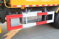 中国重汽 豪瀚J5G 310马力 6X4 5.8米自卸车(ZZ3255N3846D1)