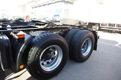 福田 欧曼GTL 6系重卡 420马力 6X4牵引车(BJ4259SMFKB-XB)
