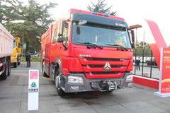 中国重汽 HOWO 360马力 4X2 消防车