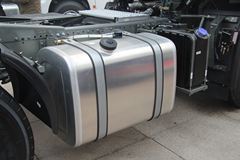 中国重汽 斯太尔重卡 380马力 6X4牵引车(ZZ4253N3241D1BN)