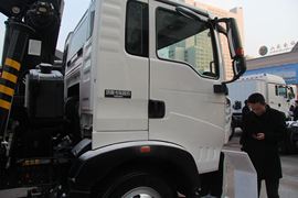 HOWO T5G&nbsp;随车吊上装图片