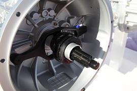 ZF 6挡系列&nbsp;变速箱外观                                                图片